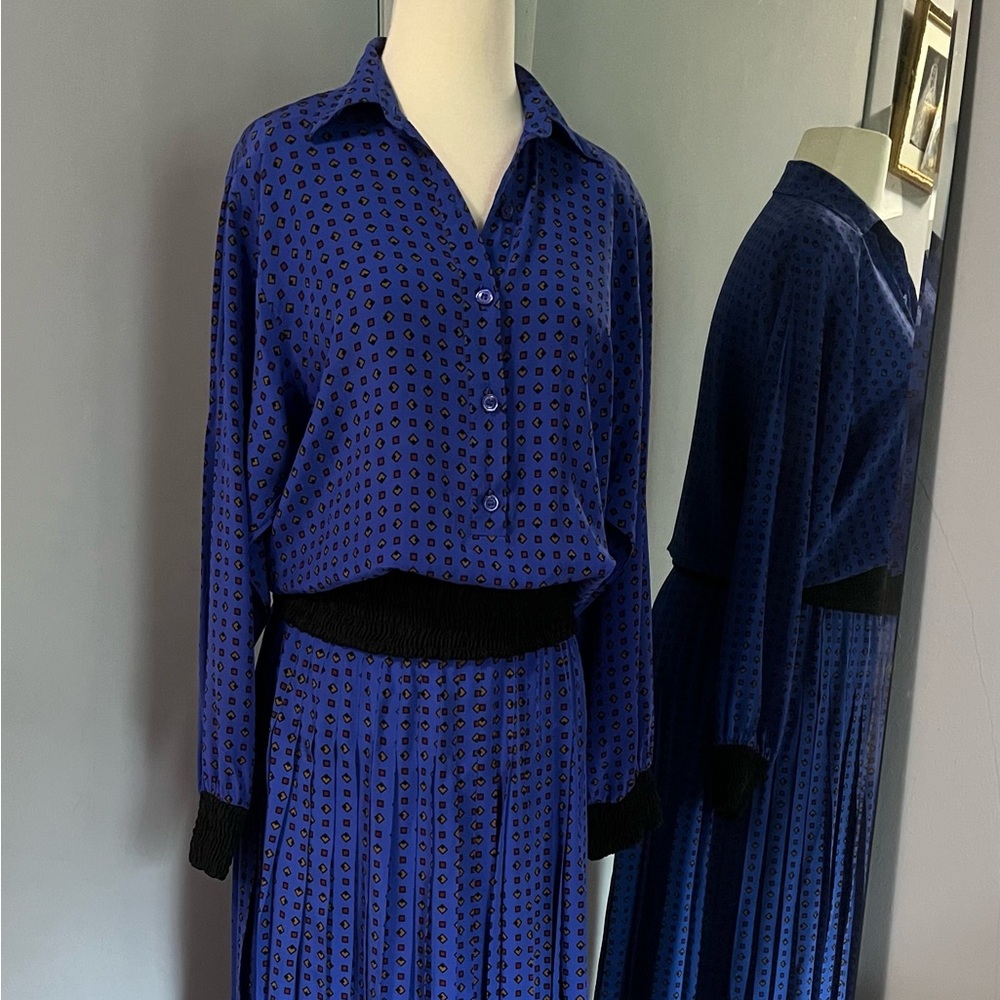 Vintage Guy Laroche 100% silk skirt and blouse.